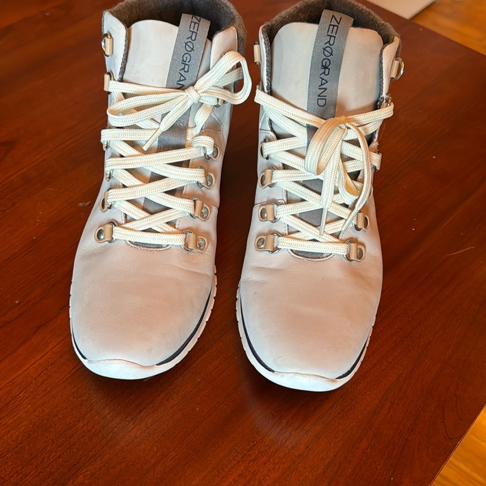 Cole Haan ZeroGrand Waterproof Boots Lightweight Stylish 10B